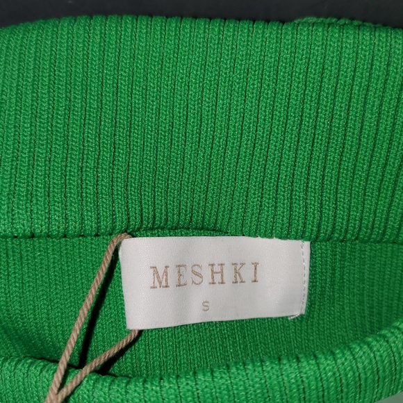 MESHKI- KAESHA Twist Front Knit Top Sz.XS & KAESHA Split Maxi Knitted Skirt Sx:S - Picture 7 of 8
